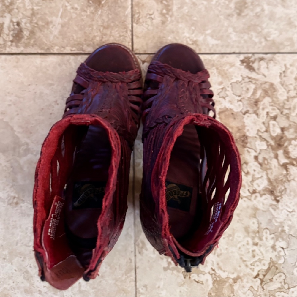 Freebird Bela Red Leather Shoes (7) - Picture 6 of 8